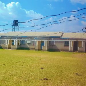 4 Two Bedroomed Units sitting on a 100 by 100 plot